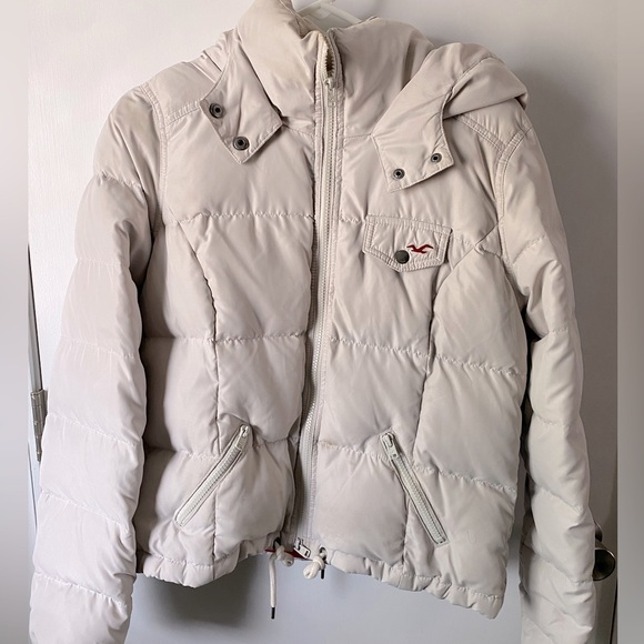 Hollister Jackets & Blazers - Hollister puffer coat light grey Large